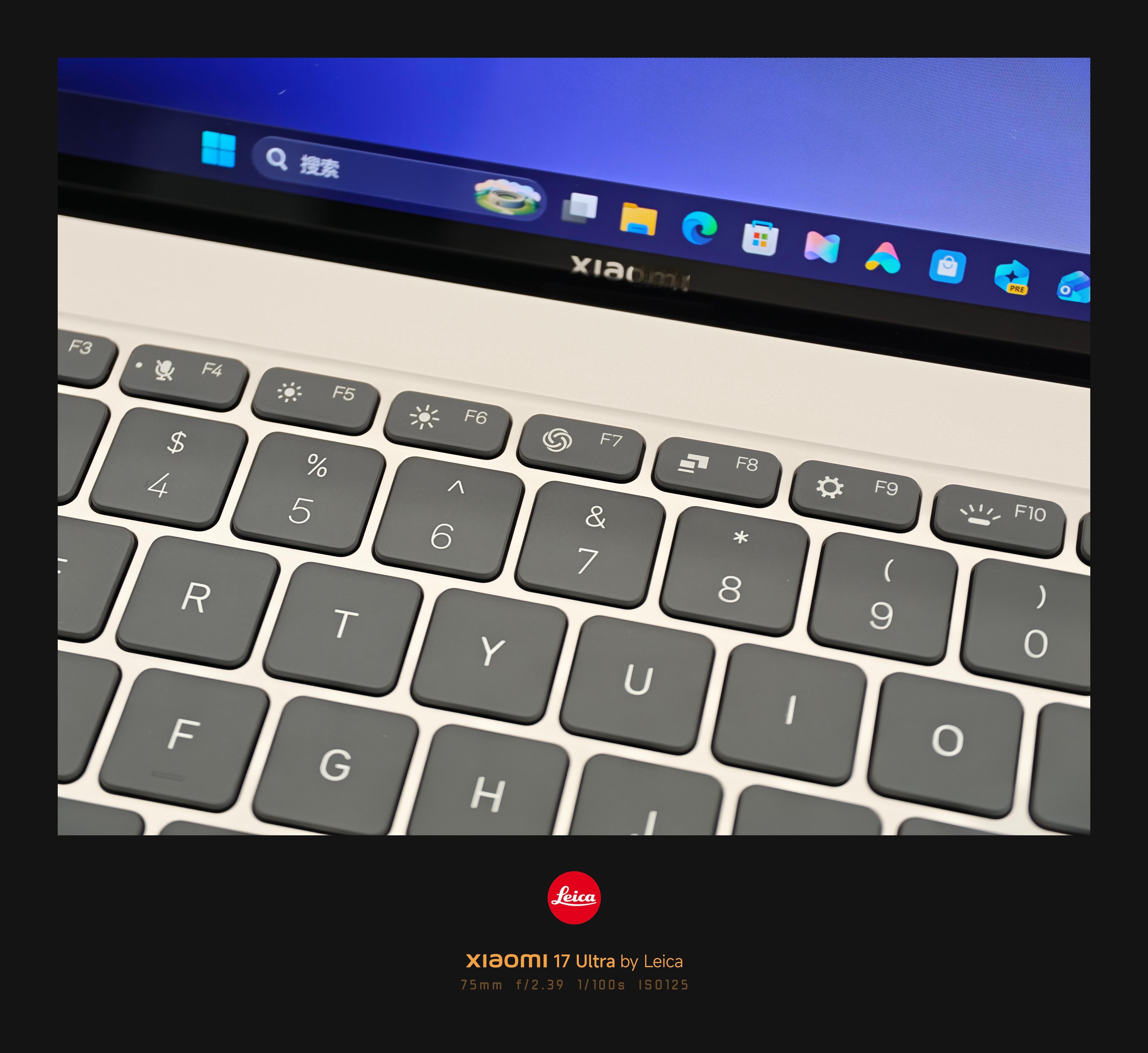 小米笔记本Pro14 屏幕带圆角了，这个好评。 广州·小米之家(小米之家广东广州