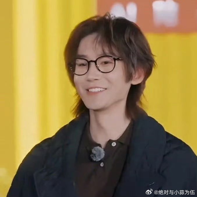 让让穆祉丞吧他还得回公司 别人玩游戏是凑热闹，穆祉丞是捍卫家族荣誉！抢答快到拦不