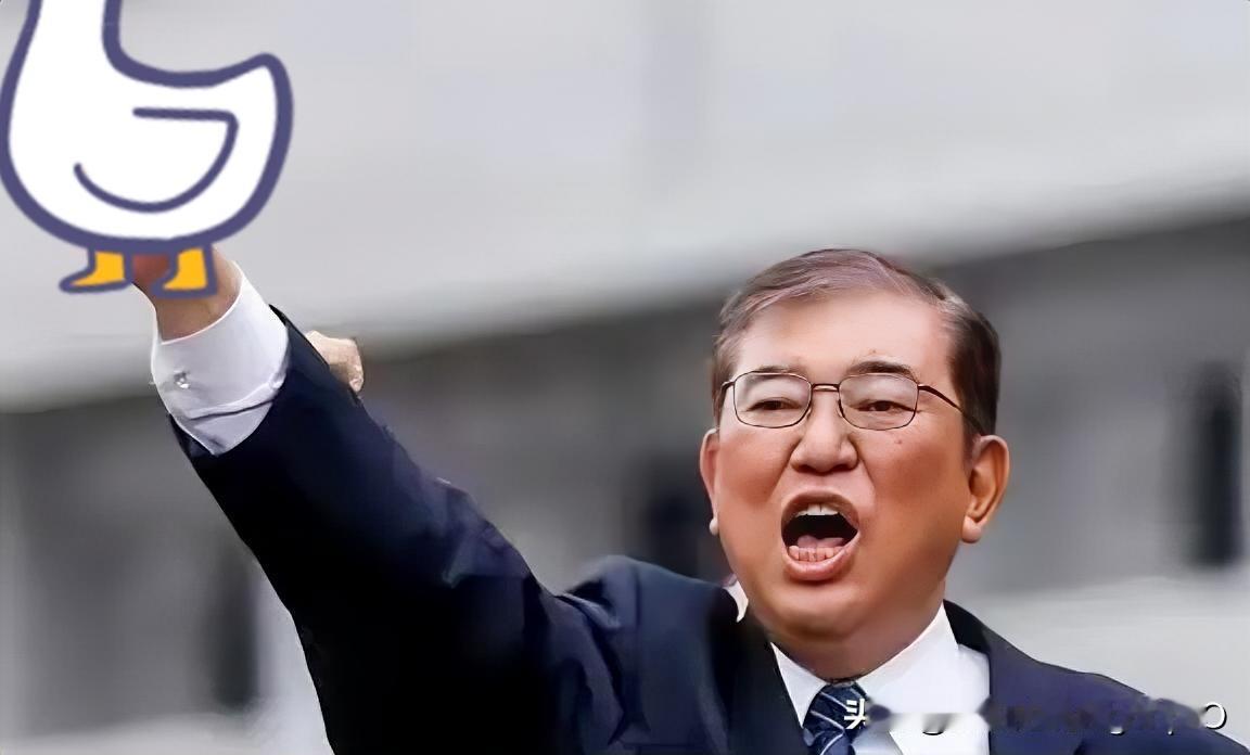 日本这一刀捅得可真够狠！中美贸易战打得火热的时候，日本突然跟进制裁，断供了十多种