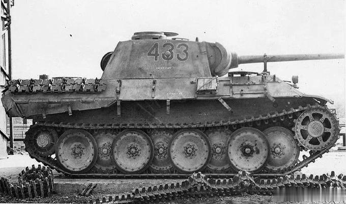 🐆 英国人从《红星报》上认识豹式坦克英国人是从1943年今天出版的《红星报》上