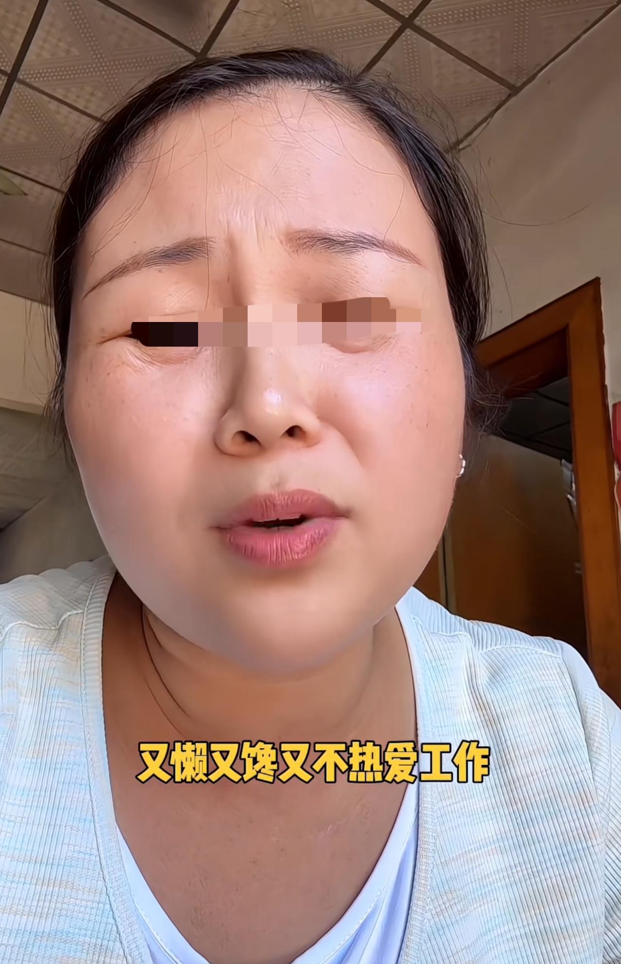 家庭主妇不上班，在家备孕四胎，前面生了三个女儿，现在备孕要个儿子。

当网友问她