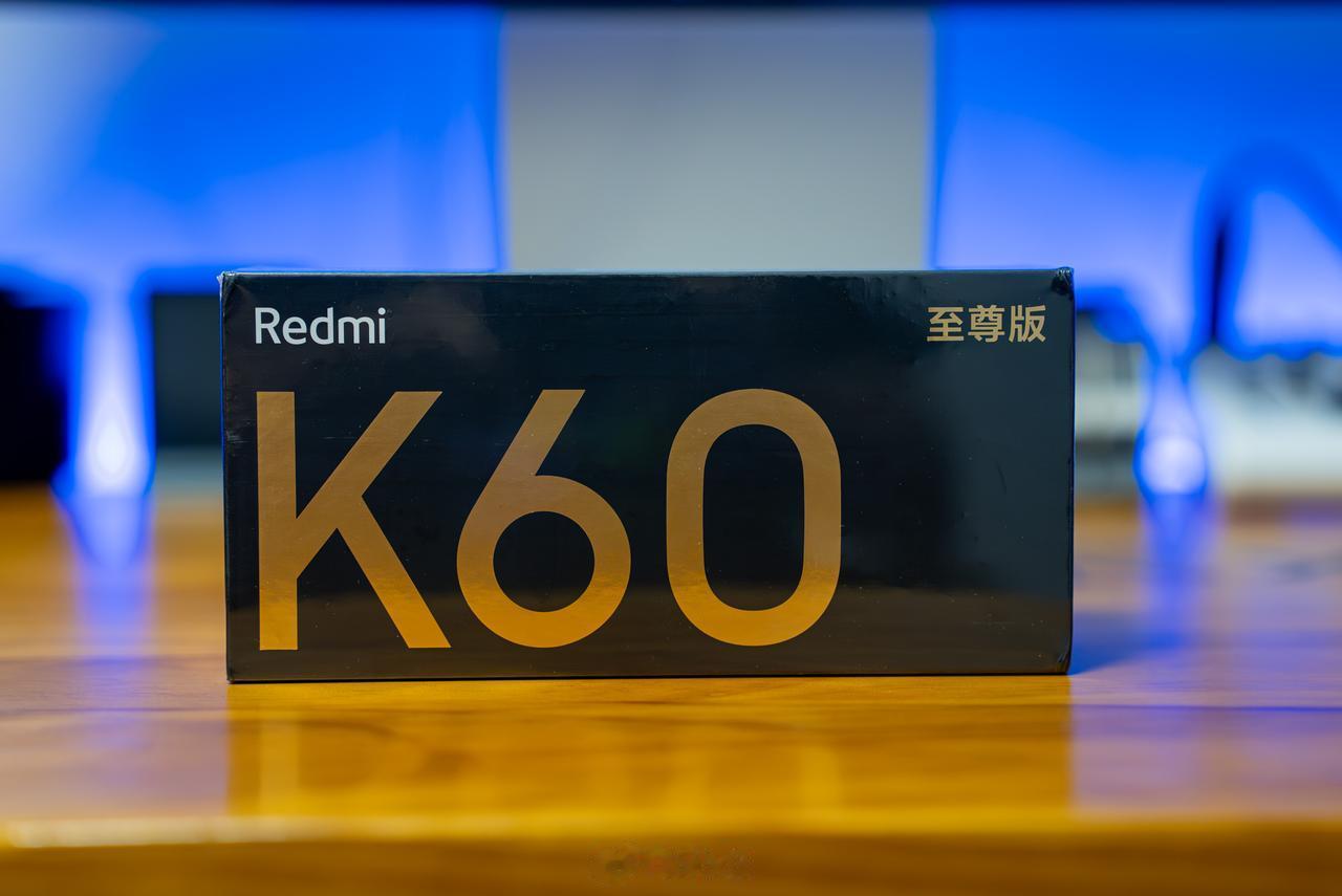 Redmi K60 Ultra 24GB+1TB晴雪色开箱实拍，雪白雪白的后盖，