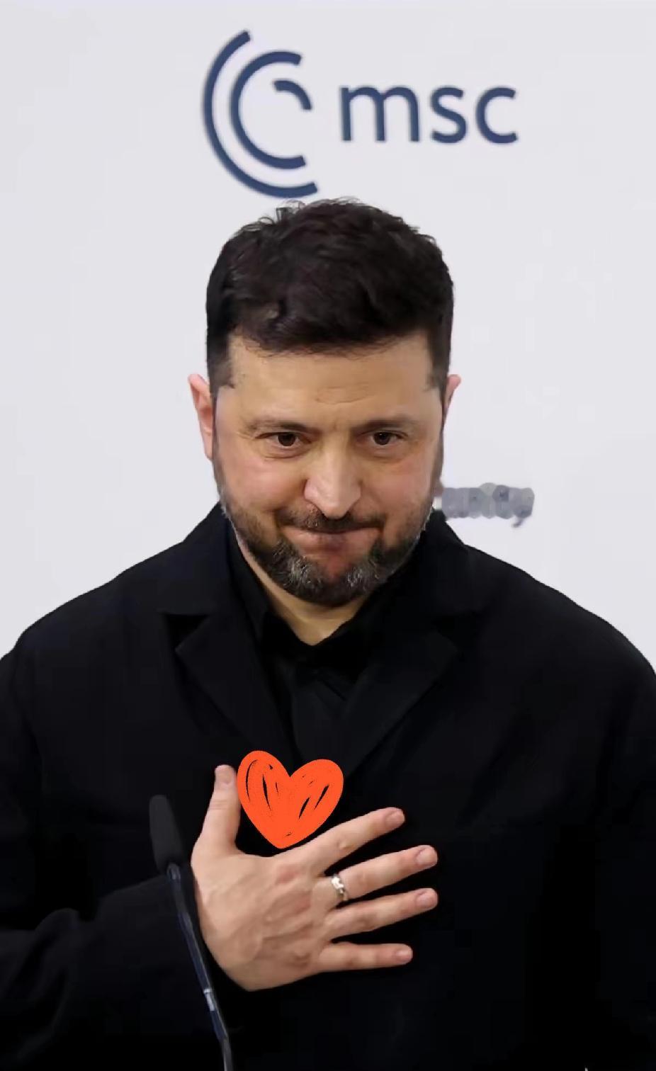 俄乌冲突终于看到叫停的曙光！据新华网报道：本月14日在德国慕尼黑，乌克兰总统泽连