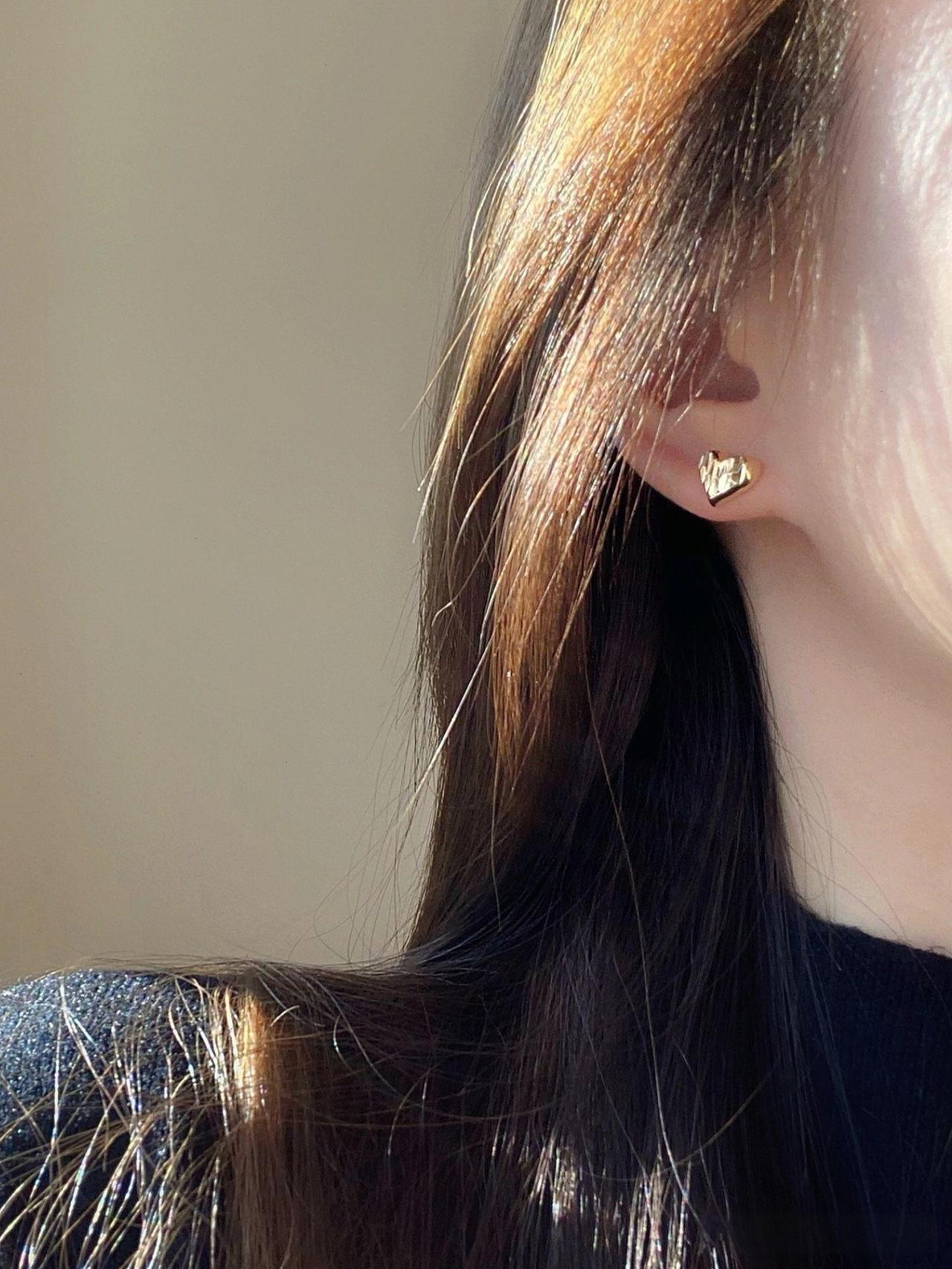 这个耳钉好喜欢啊