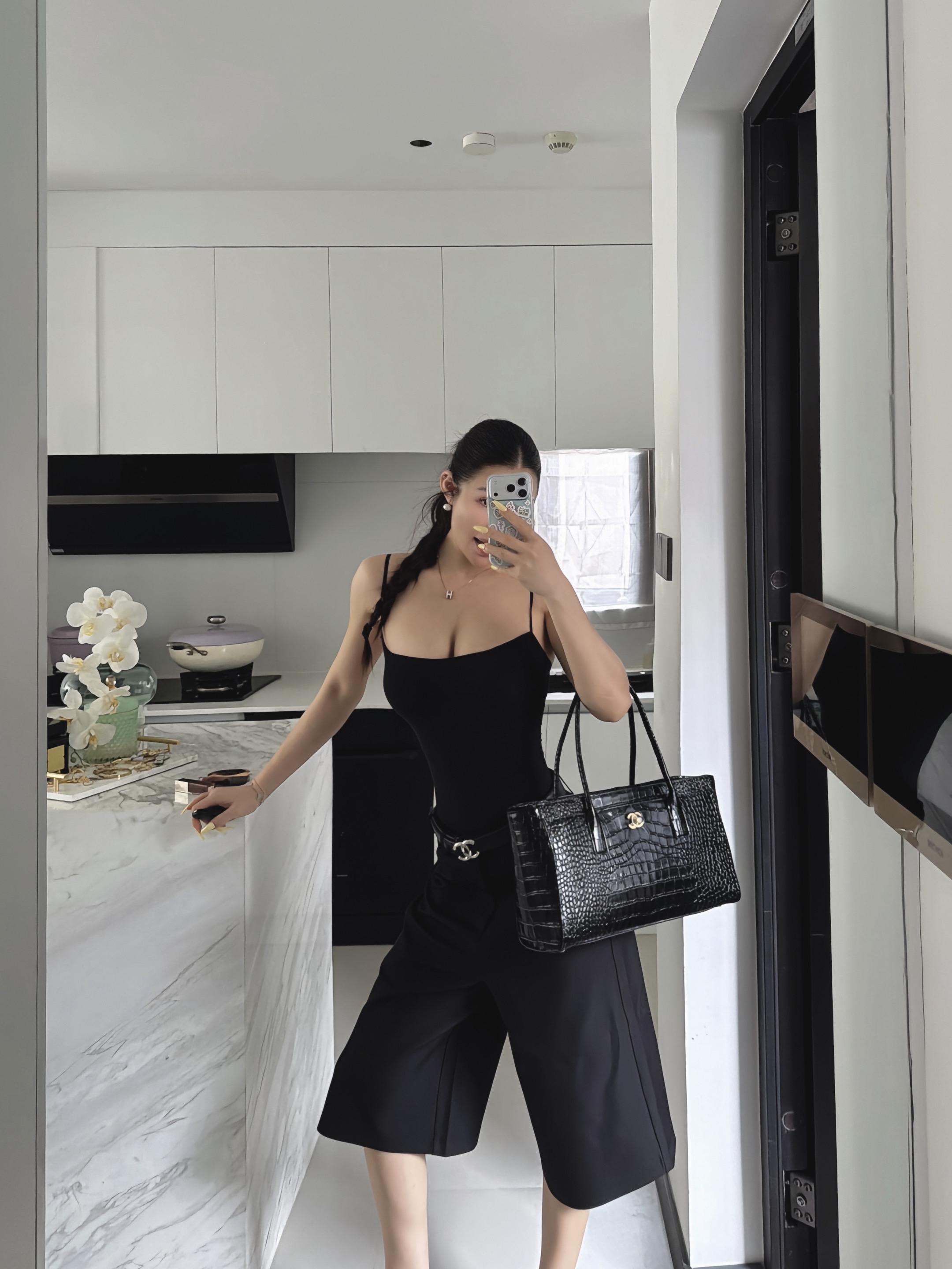 all black.