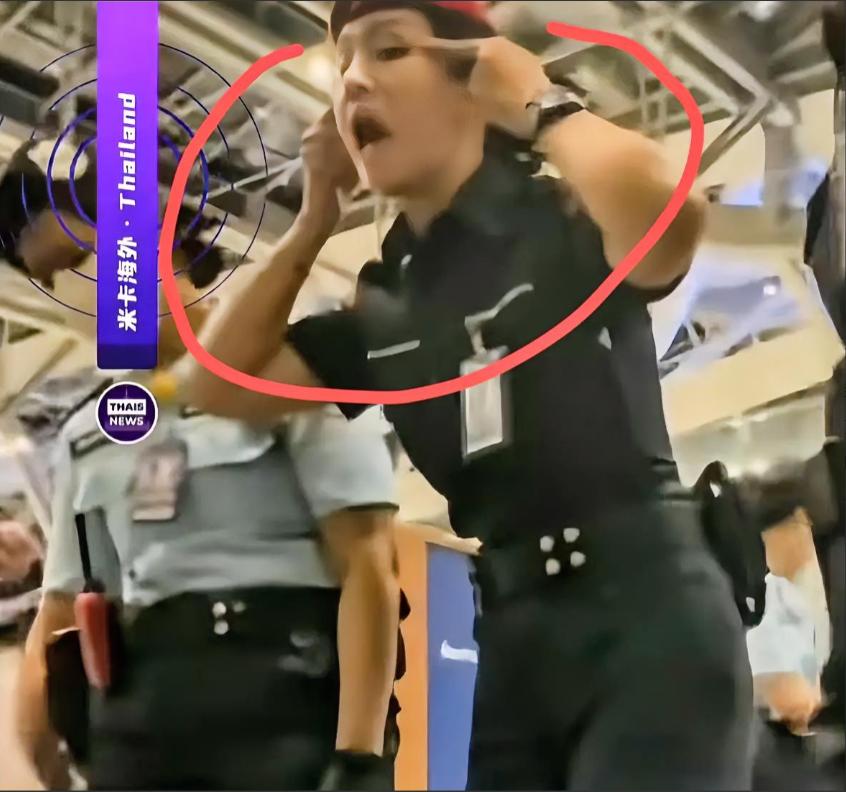 “泰”敢了！

拿着有效机票，过了安检，甚至都走上廊桥了，结果被赶下来，行李被强