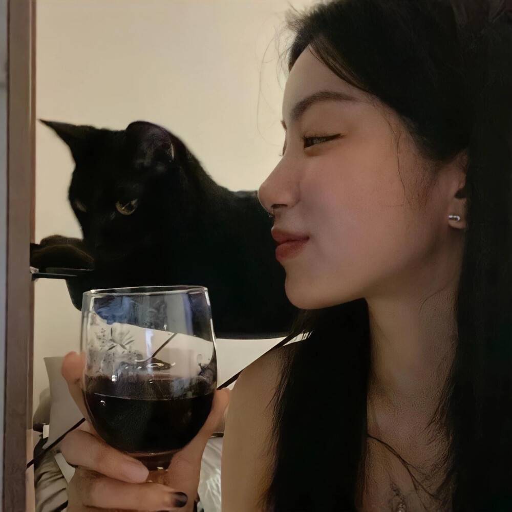 不想说违心的话，也不想夸下海口，只想默默努力做好自己该做的事，安静的过好生活，读