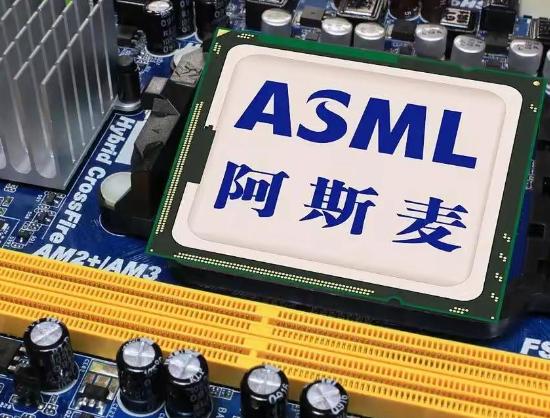 光刻机没用了，荷兰太冤了？美国一纸命令，荷兰就果断切断了对我们的光刻机出口。他们