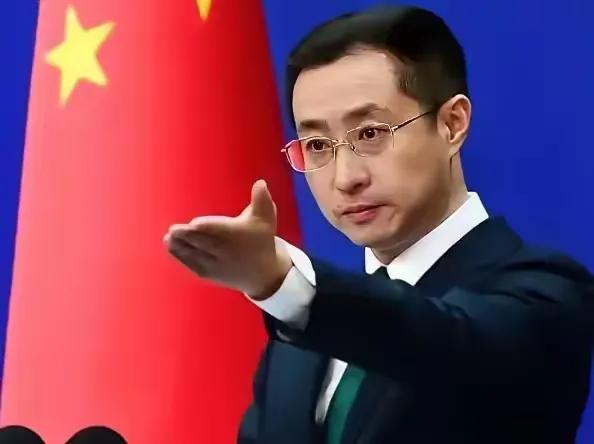既然英国可以把中国企业收归国有，我们也没必要再费口舌，应该挑选英国在华体量相近的