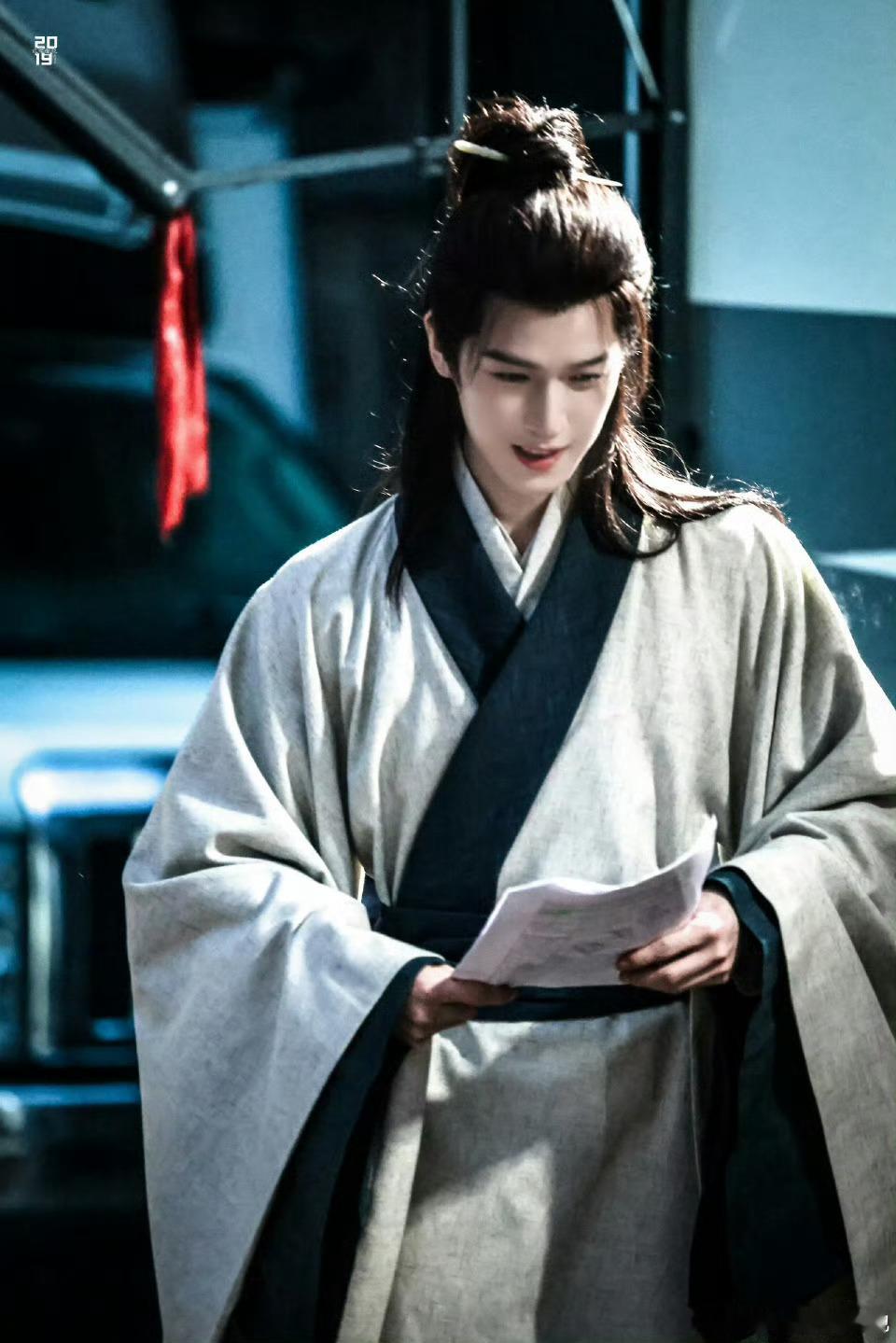 🍉网传李昀锐 黄杨钿甜  张康乐《冰湖重生》暂定2月播出，你期待吗？ 