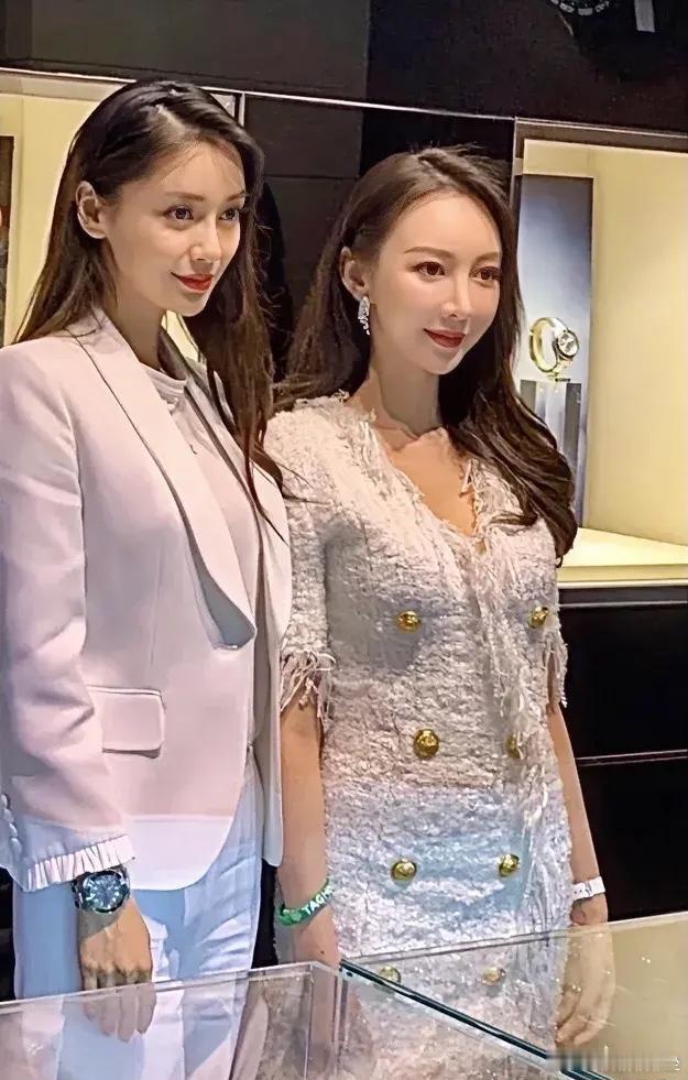 叶珂和baby的世纪合影，黄晓明糊涂啊！ 