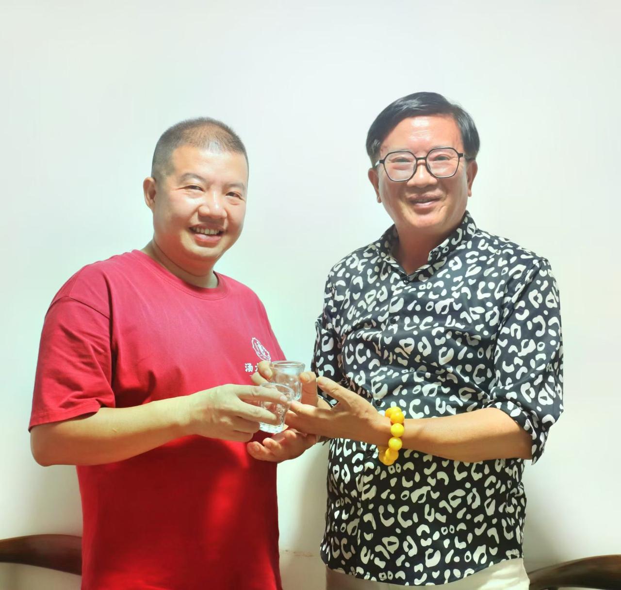 湘菜文化研究系列之十三

汤燕军：以香辣鸭头诠释民间特色风味记忆点

文/中国湘