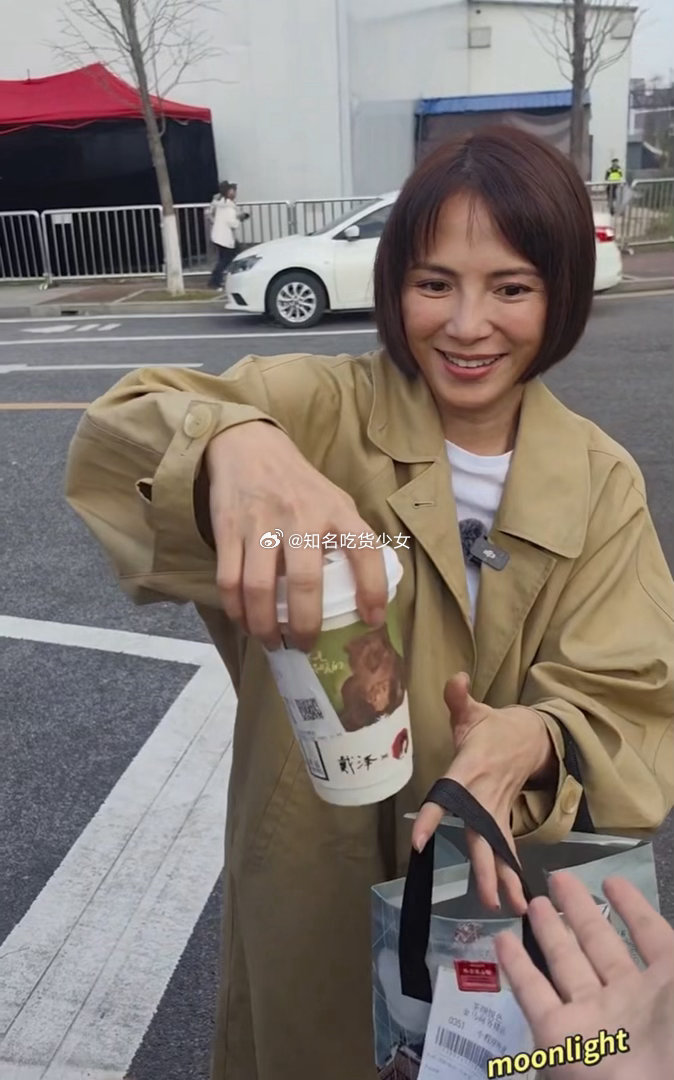 浪姐彩排饭撒浪姐饭撒 饭撒好甜 