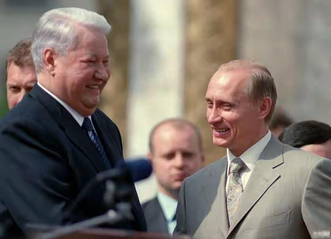 王铎：叶利钦看中了普京

你看，他们笑得多么痛快啊！那时，他们谁也没有想到，俄罗