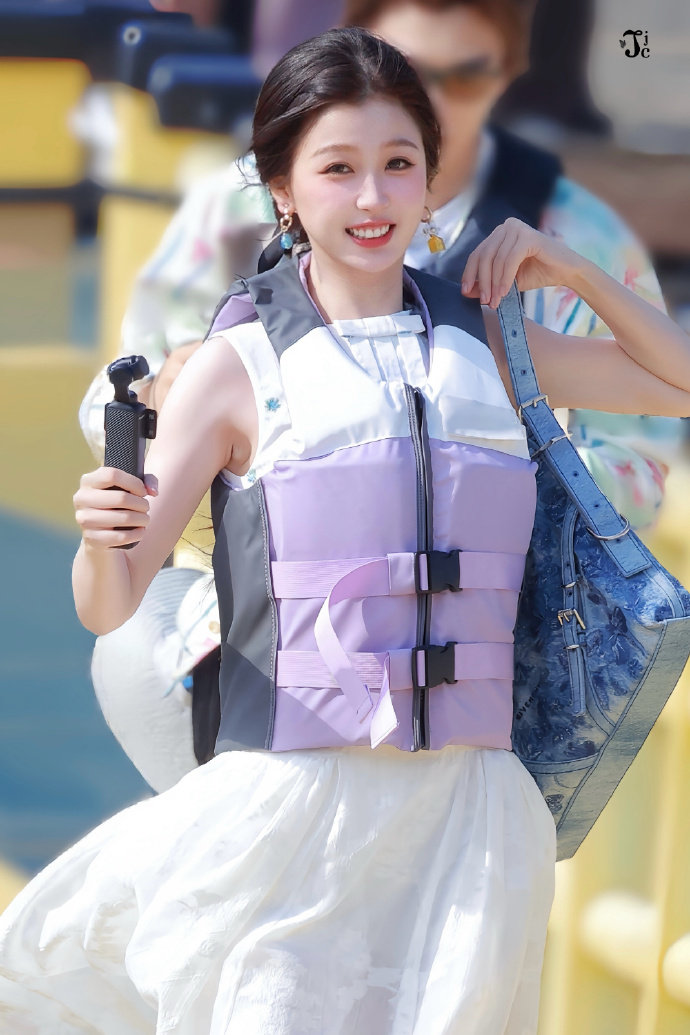 张云龙站姐发了虞书欣张云龙站姐拍的虞书欣张云龙站姐发了虞书欣，狠狠期待虞书欣张云