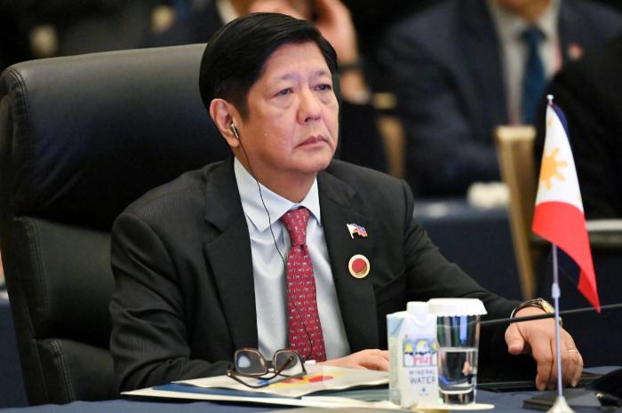 美国国务卿鲁比奥说了一段话，让很多人倒吸一口冷气。鲁比奥说：中国正在经历人类最大