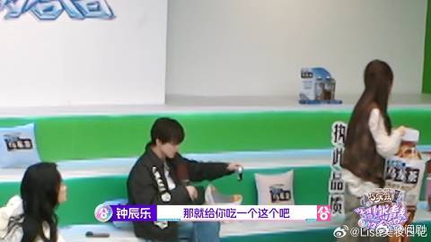 袁一琦唱到失声超燃青春的合唱 袁一琦的坚持让人动容，她无论在什么状态下都全力以赴