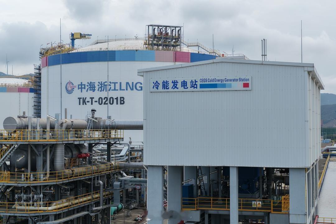 我国首台LNG冷能发电装置稳定运行破万小时 我国首台国产LNG冷能发电装置在宁波