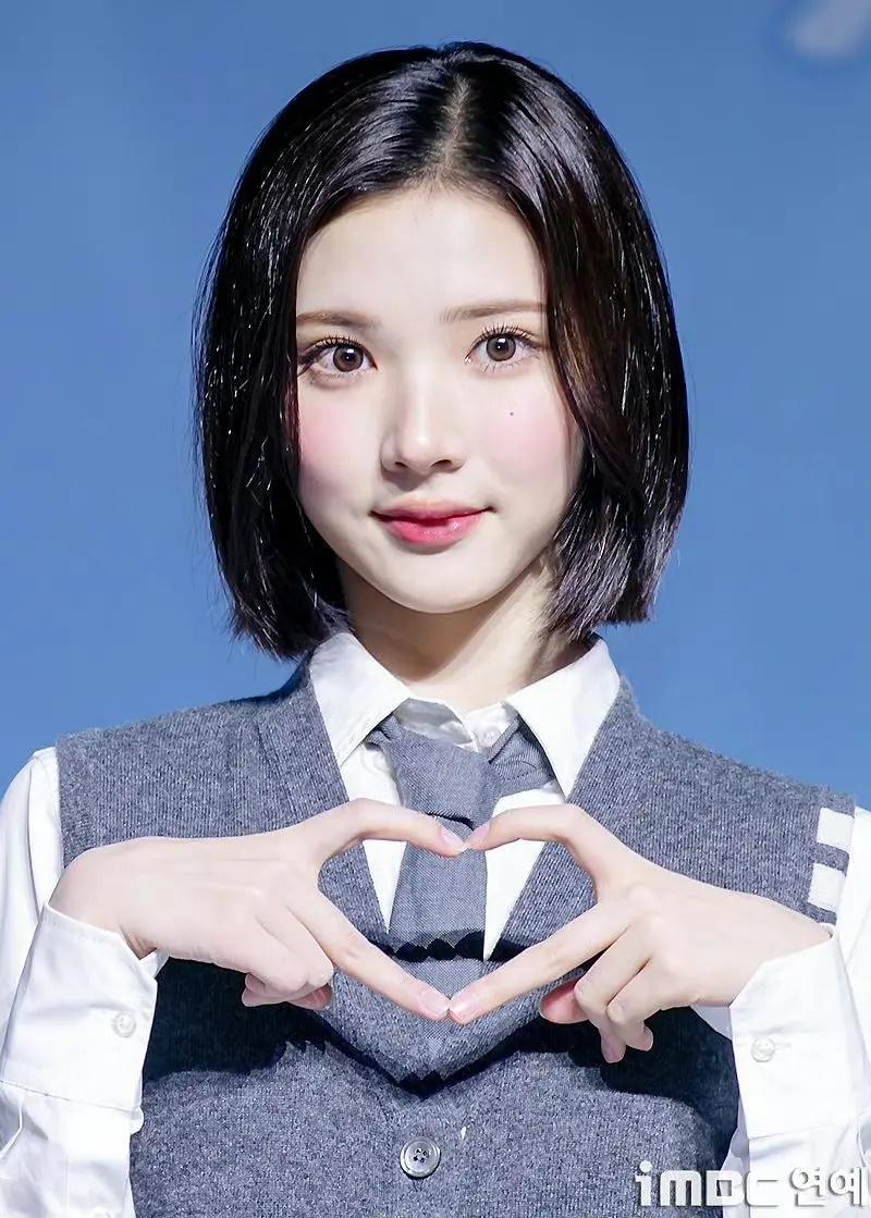 nmixx 的 jiwoo 和 hearts2hearts 的 jiwoo 大家