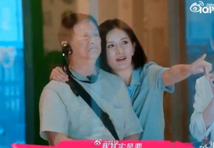 谢娜想要成为他人的安全感 谢娜知道如何给人空间，好喜欢这样的分寸感，真的很让人安