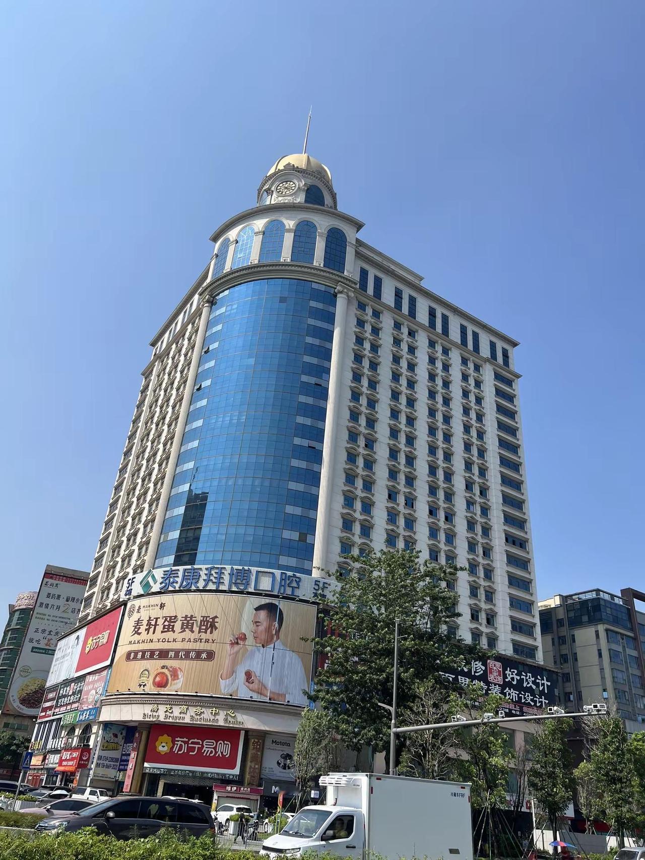 东莞南城，鸿福路口