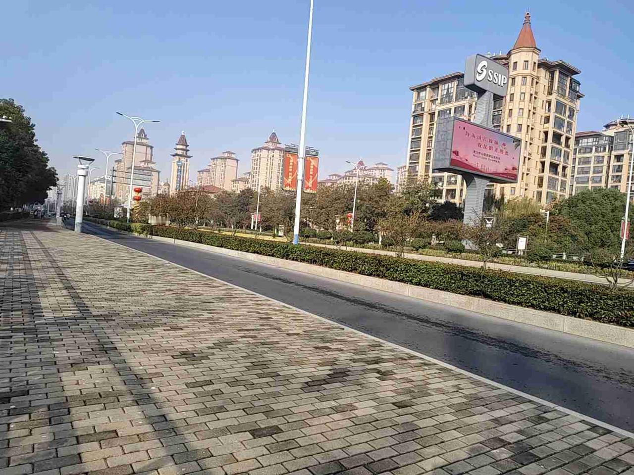 我的今日状态：😁轻松愉快
我这里的天气：☀️晴天