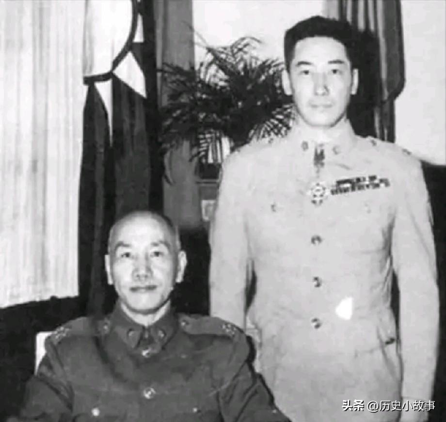 1997年，蒋纬国病逝，宋美龄派人查账，发现养了81年的儿子，身后竟是一堆债务。