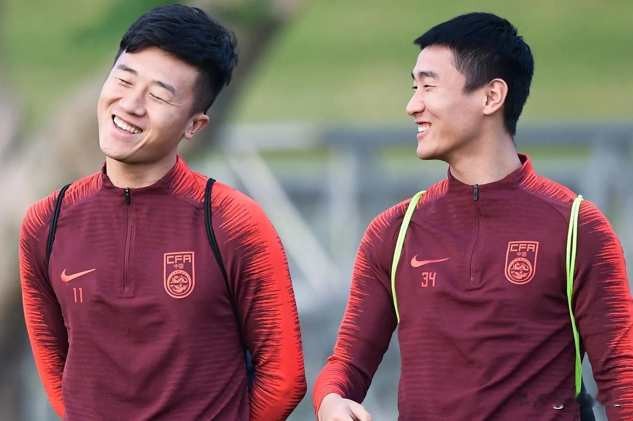 他以后必将成为国足未来队长的不二人选。亚洲杯首战，来自山东泰山的刘洋成为全队表现