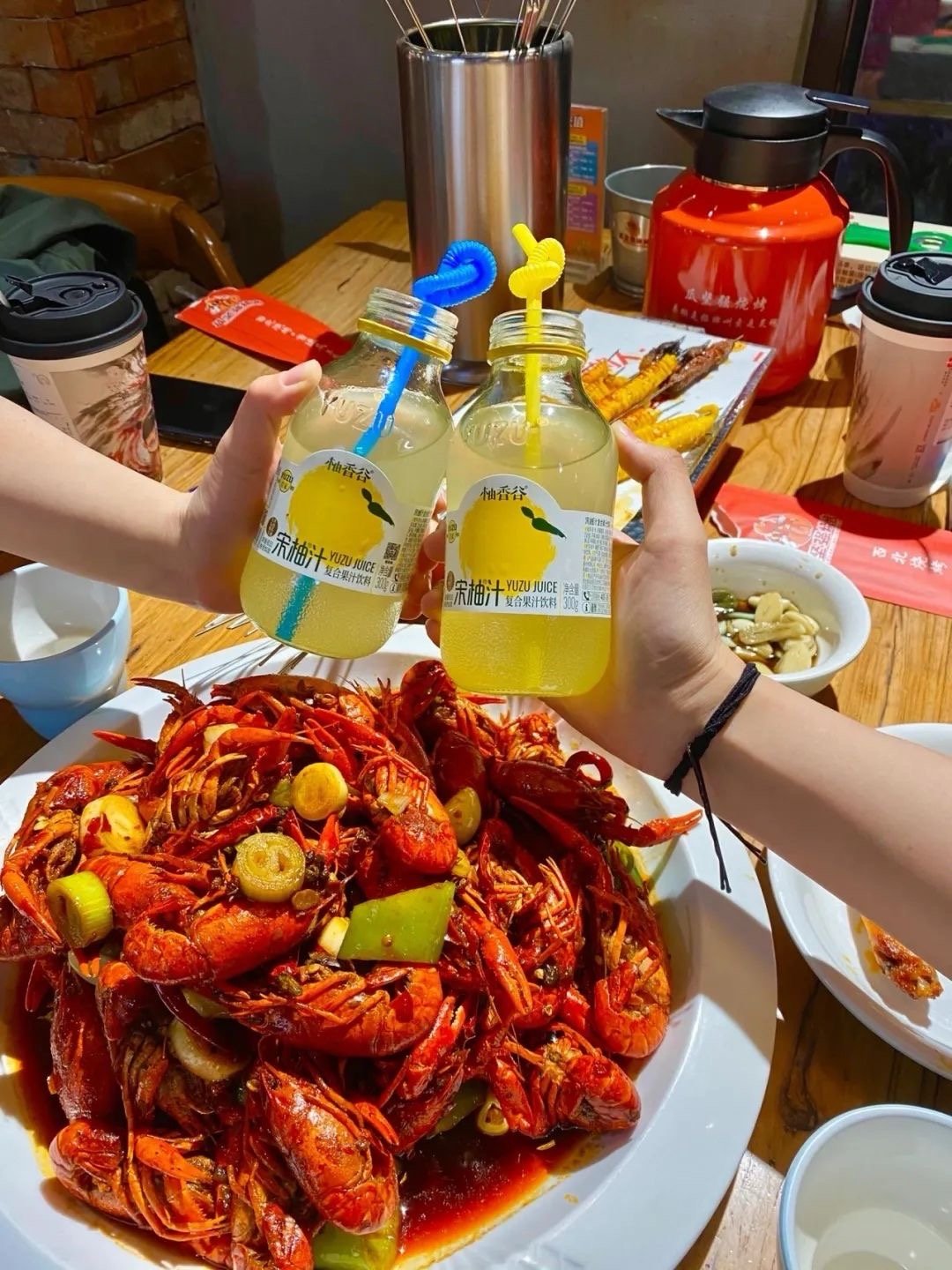 🔖ᴴᴬᴾᴾᵞ 📸👭🌸姐妹👯‍♀️派对，快乐平方火锅奶茶，八卦到深夜🍲