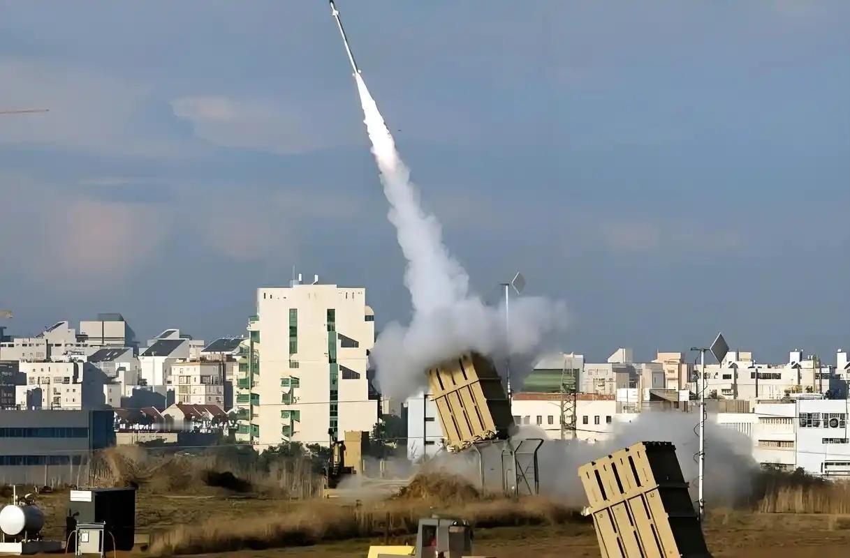 以军战机轰炸黎巴嫩，霍尔木兹海峡又关闭了…

老美称黎巴嫩是另一场单独冲突”，以