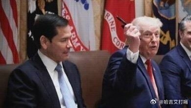 凤凰新闻【特朗普内阁会再变花式夸夸会】特朗普内阁会再变花式夸夸会来自