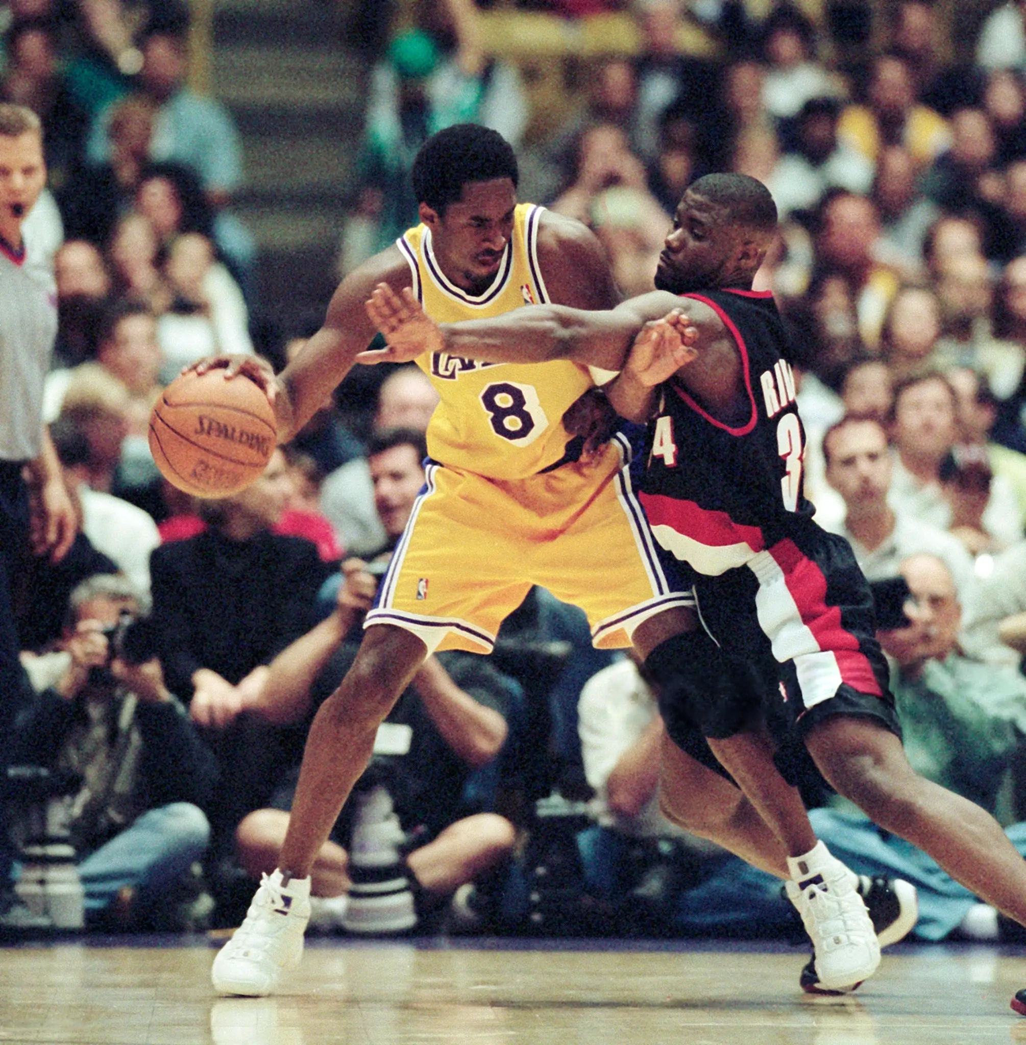 扣篮王的对阵 Kobe Bryant Isaiah Rider科比