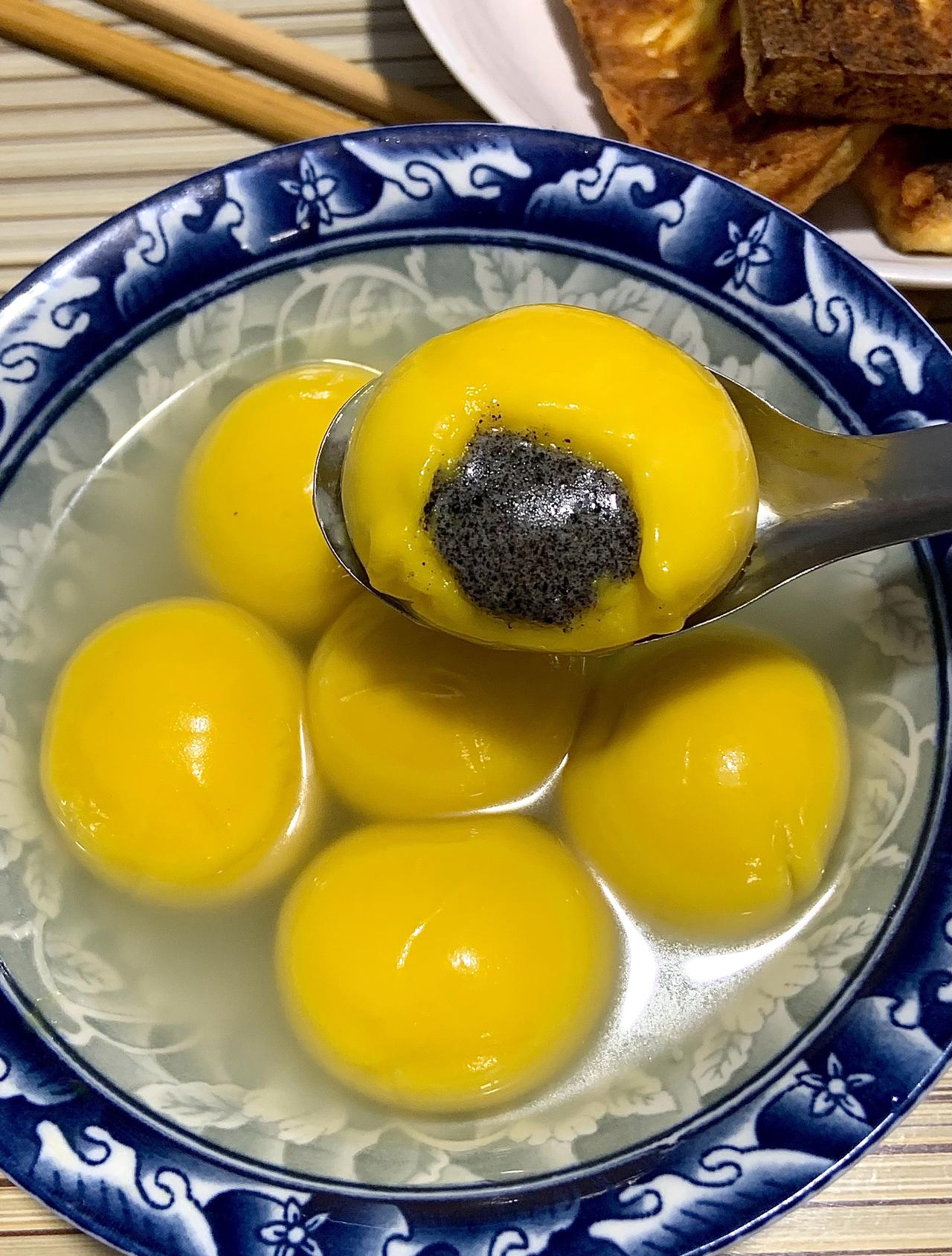 不管吃没吃饱 说话要硬气起来～ ​​​