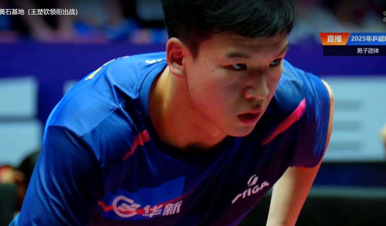 本以为王楚钦和向鹏是龙争虎斗呢？结果是一面倒！

世界第二的大头和世界第十的向鹏