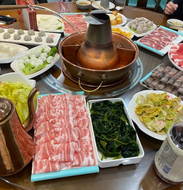 这么冷的天，必须得吃个铜鼓涮肉