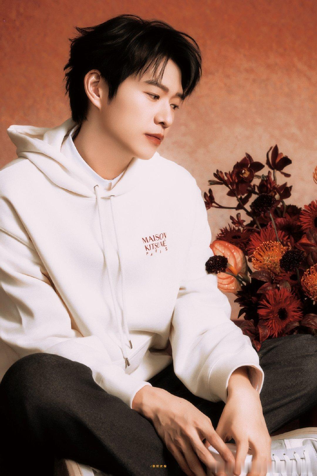 魏大勋你睁开眼我不信你两眼空空徐志胜那句 “我不信你两眼空空” 直接封神，魏大勋