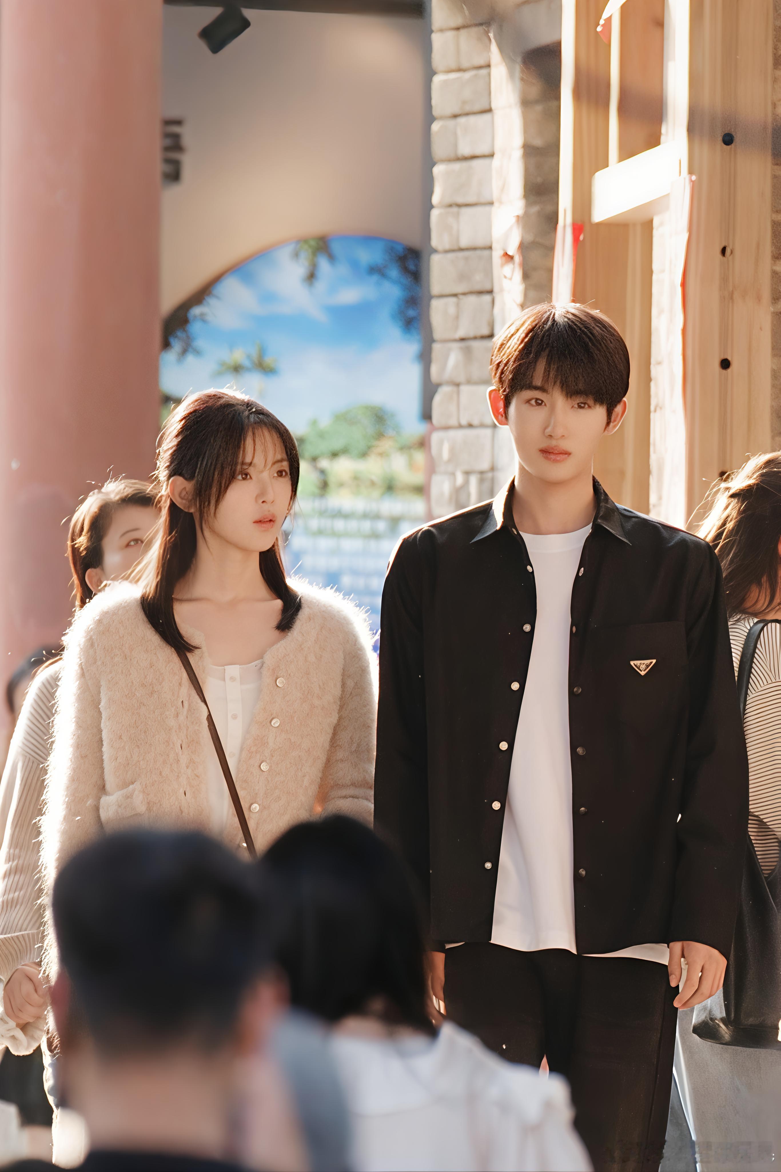 杨超越董思成一对萌萌人 自然又舒服的演技最打动人😌，杨超越董思成没有刻意的甜蜜