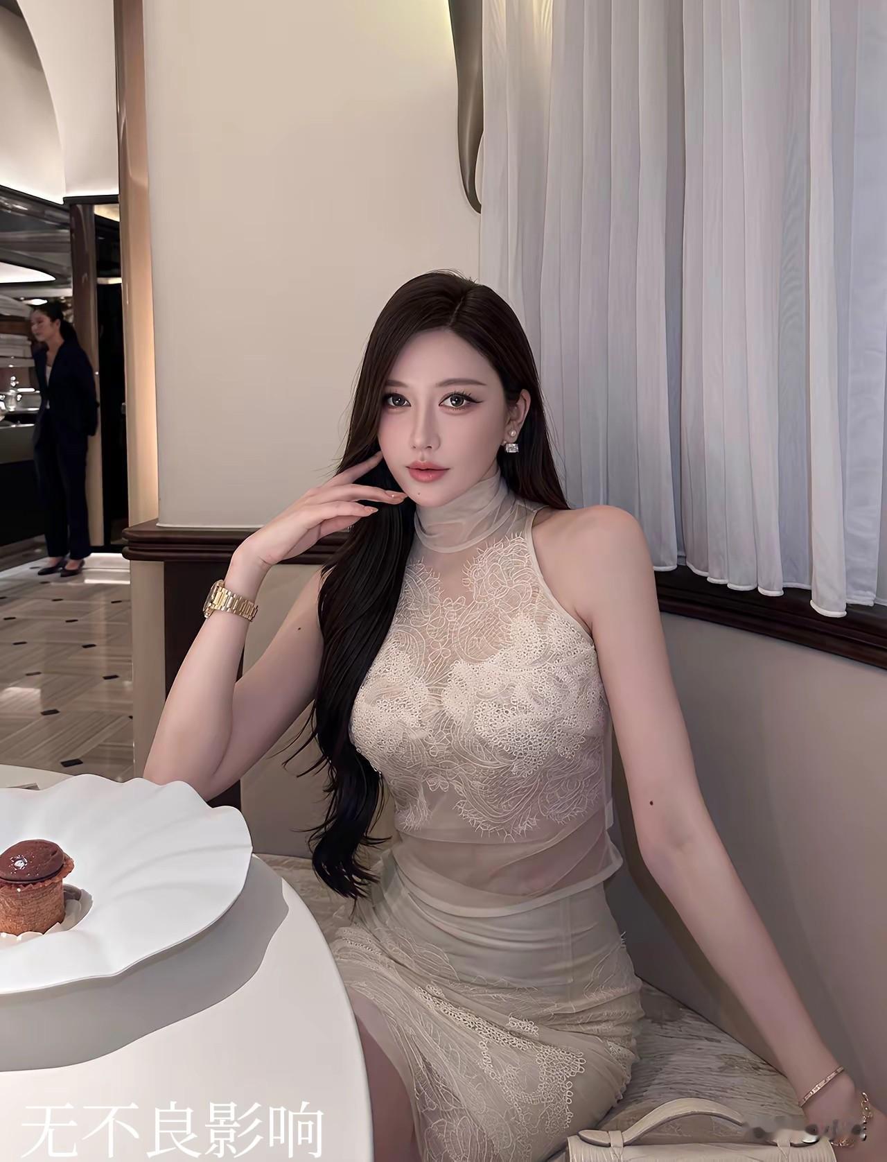 不喜欢一时兴起的新鲜感
拒绝敷衍、短暂的陪伴
想要长久相伴，需要跨过很多门槛
你