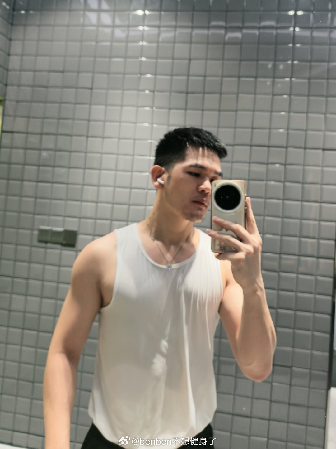 “担心是运用想象力最糟糕的一种方式。”