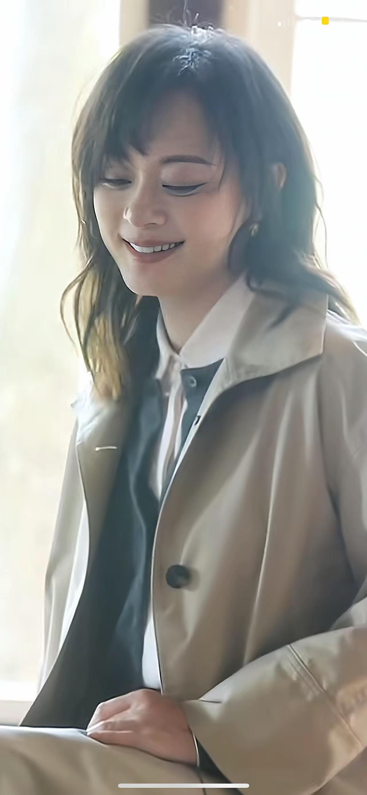 孙俪
从前我是真的很喜欢她
她是一位认真演戏的演员，特别接地气
她主演的都是大气