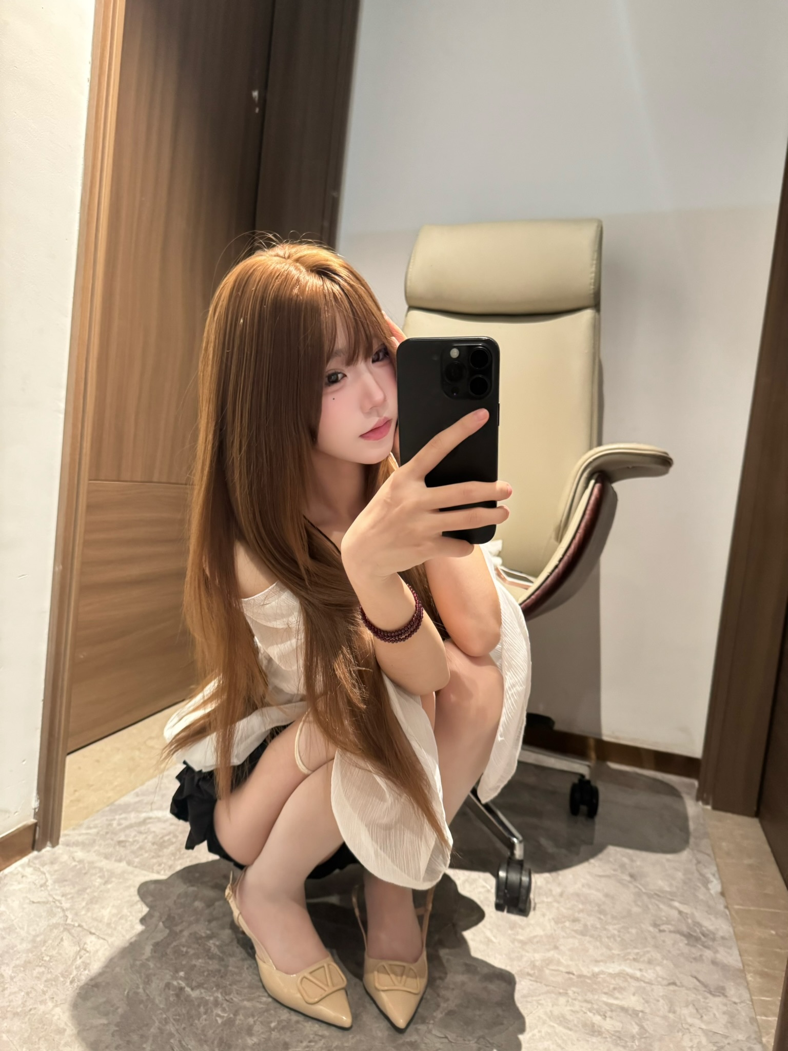 28🚪被人骂了两天捞女，骂到emo了，换个头像背景换个心情 