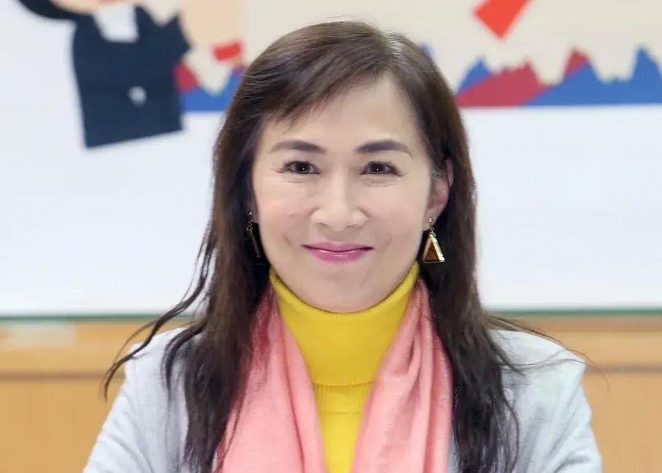 岛内这阵子最尴尬的人，大概就是绿营立委林宜瑾了。

 
她原本打的算盘很简单：自