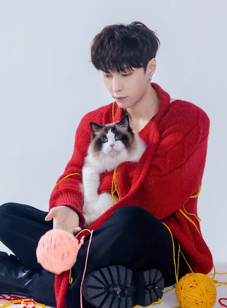 理记 张艺兴 有一说一，我要是张艺兴粉现在就缩回去不跟理记硬怼了，很明显理记这次