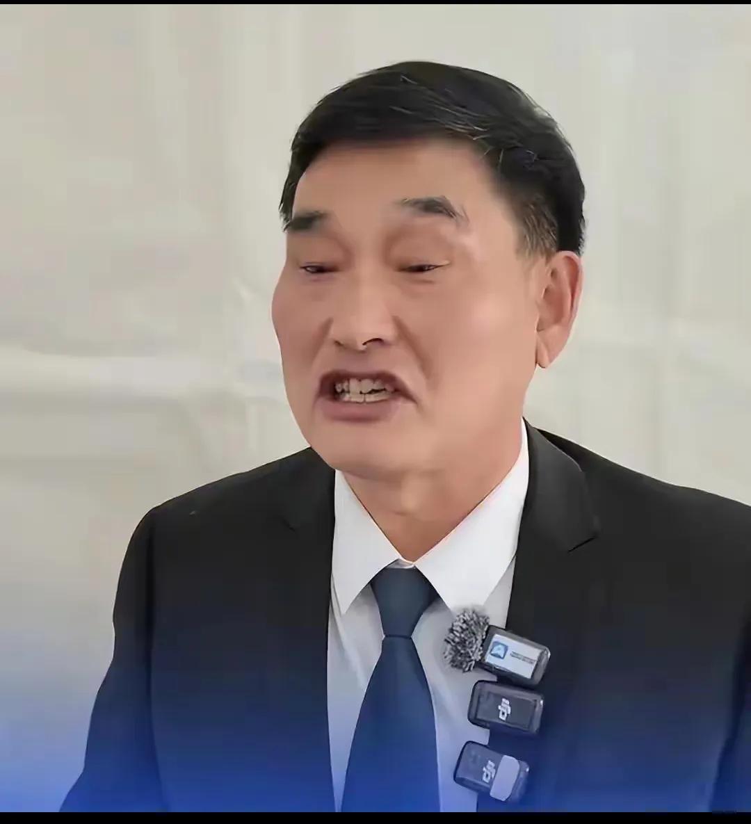 我怀疑过朱之文没文化，也怀疑过朱之文忘本，但我没想到的是，58岁的他居然是个狠人