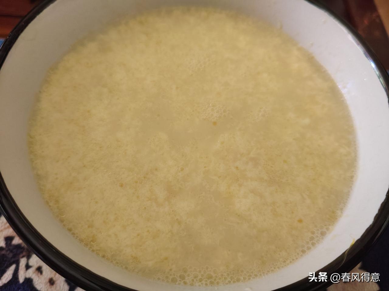 老祖宗留下来智慧，朱雀汤，也就是白开水冲鸡蛋，放点芝麻油，咸盐，一碗美味早餐。