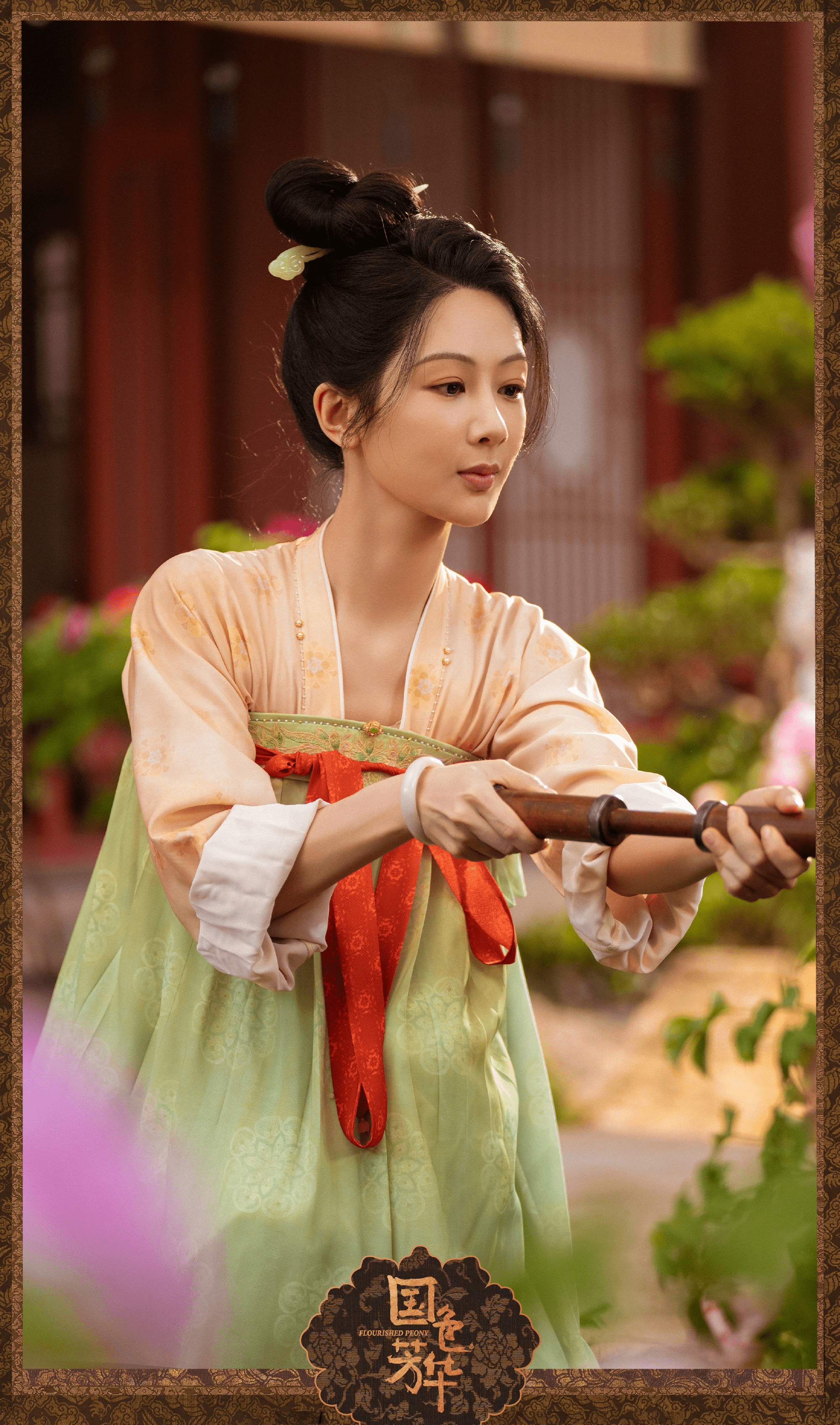 《国色芳华》牡丹手撕渣男，即将开启花开富贵之路， 送杨紫一片谷雨花开 ！牡丹花又