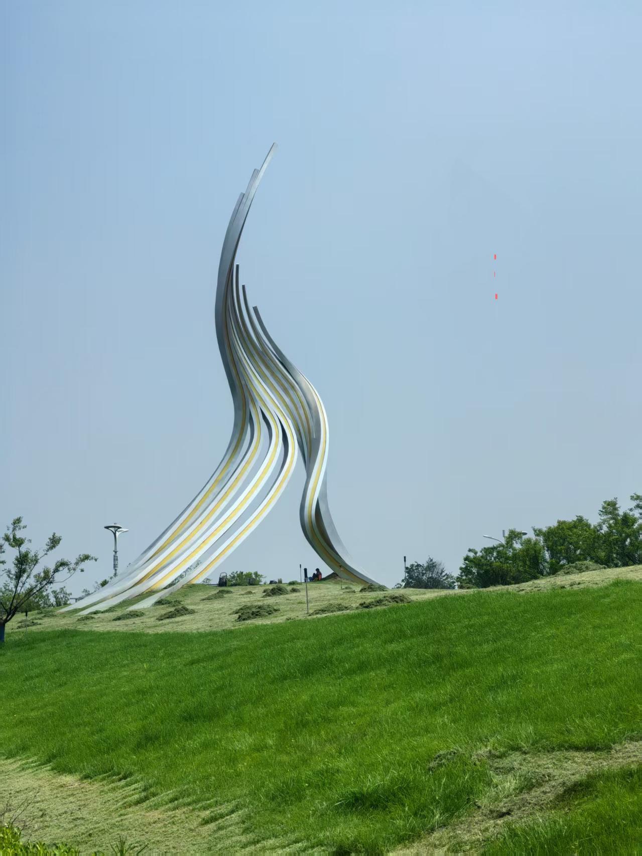 春日晨曦中……