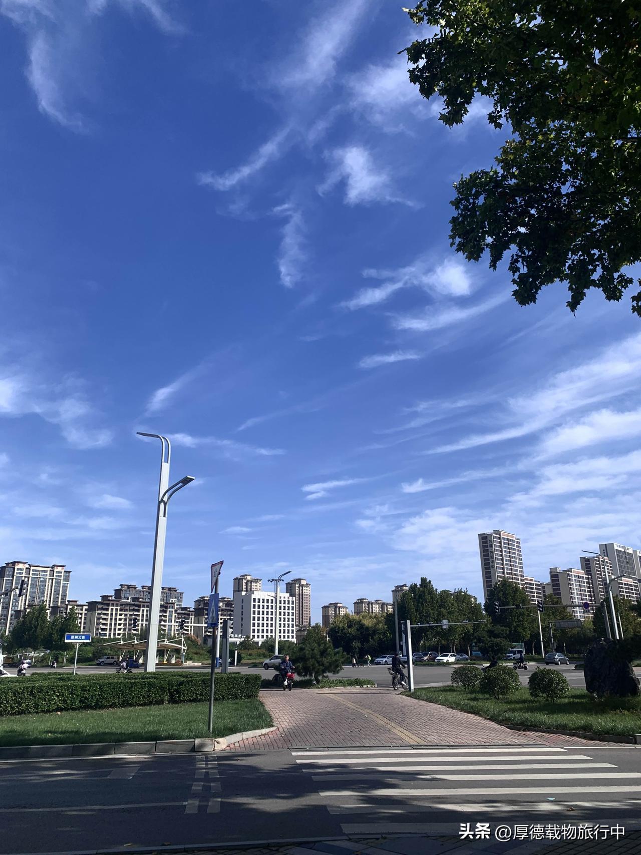 手机代替不了相机，懂的都懂。这是手机拍的，画面平平。