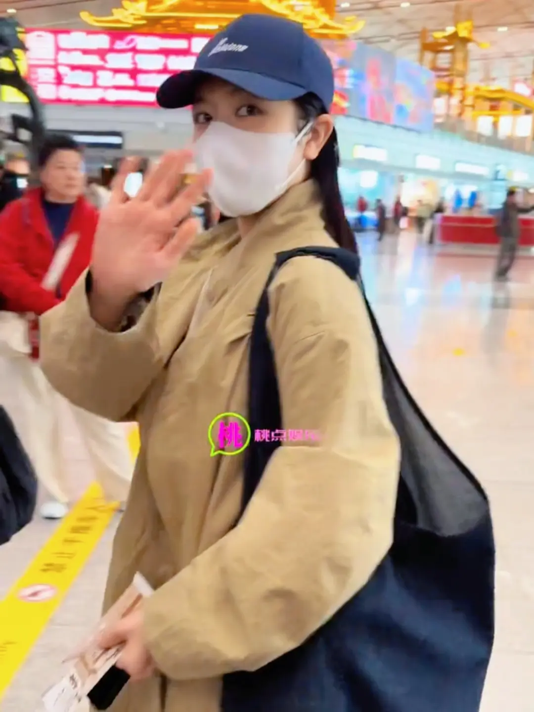 妹妹飞厦门啦，31号杀青😍