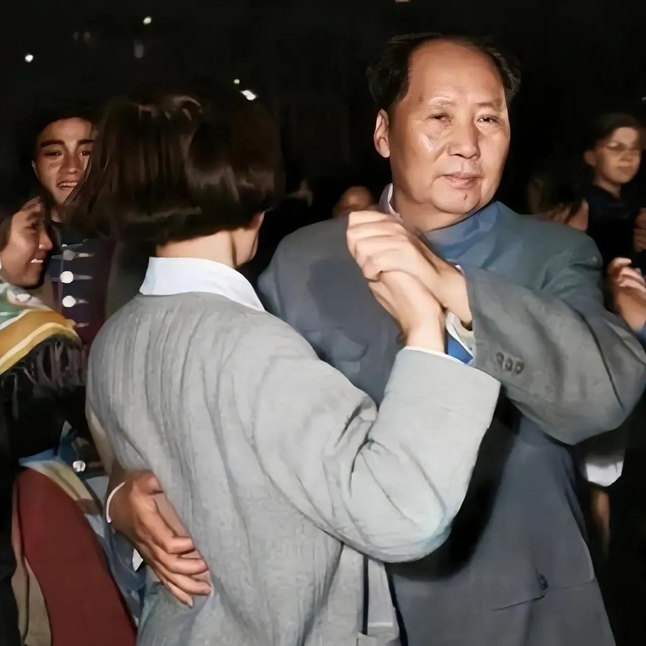 舞姿优美！